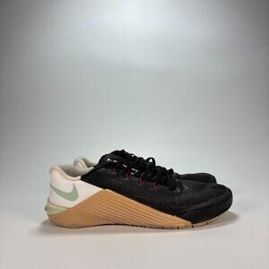 Nike Metcon 5 Black Gum Athletic Cross Training Shoes AO2982-066 Women's Size 7